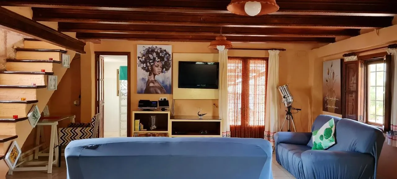 2 Bedrooms House With Private Pool Enclosed Garden And Wifi At Campos Кампос Дом отдыха